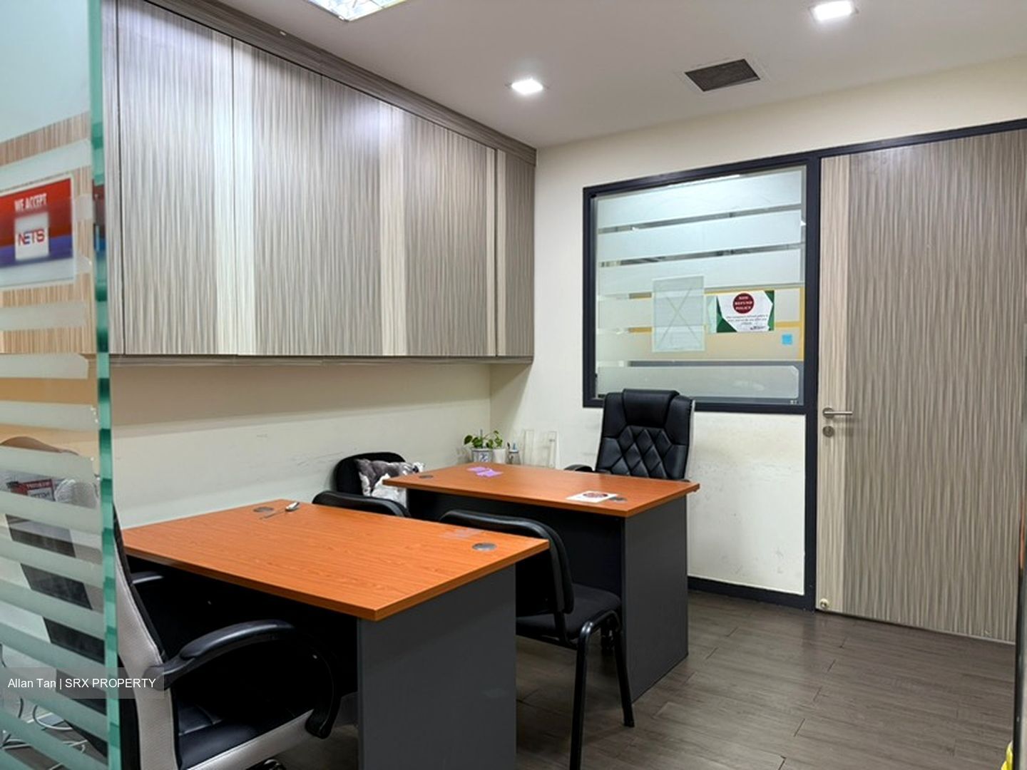 High Street Centre (D6), Office #602760171